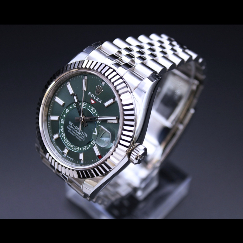 Sky-Dweller