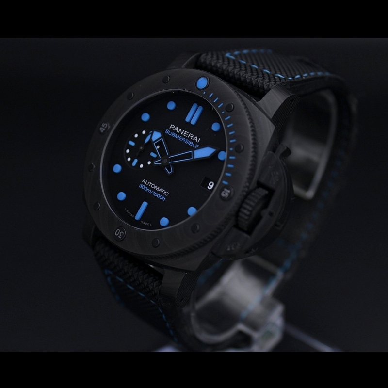 Luminor Submersible Carbotech PAM00960 Limited edition