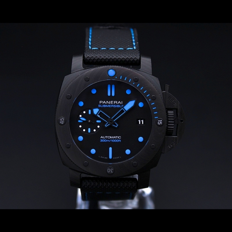 Luminor Submersible Carbotech PAM00960 Limited edition
